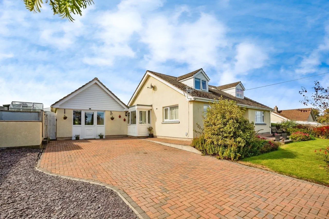 Mydroilyn, Lampeter, SA48, photo 2