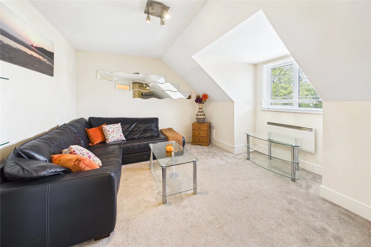 Chapel Lane, Farnborough, GU14, photo 2