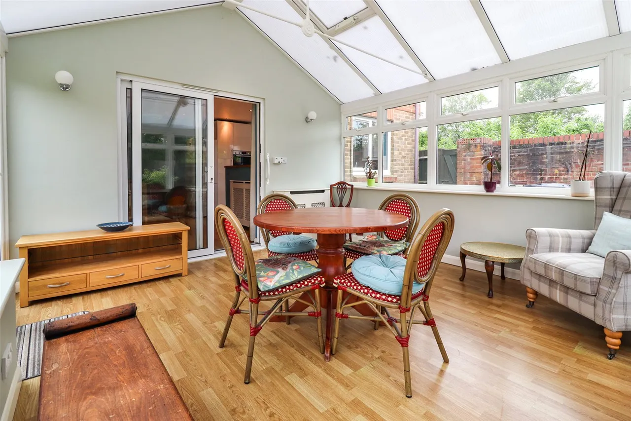 Jessett Drive, Church Crookham, Fleet, Hampshire, GU52 0XB, photo 6