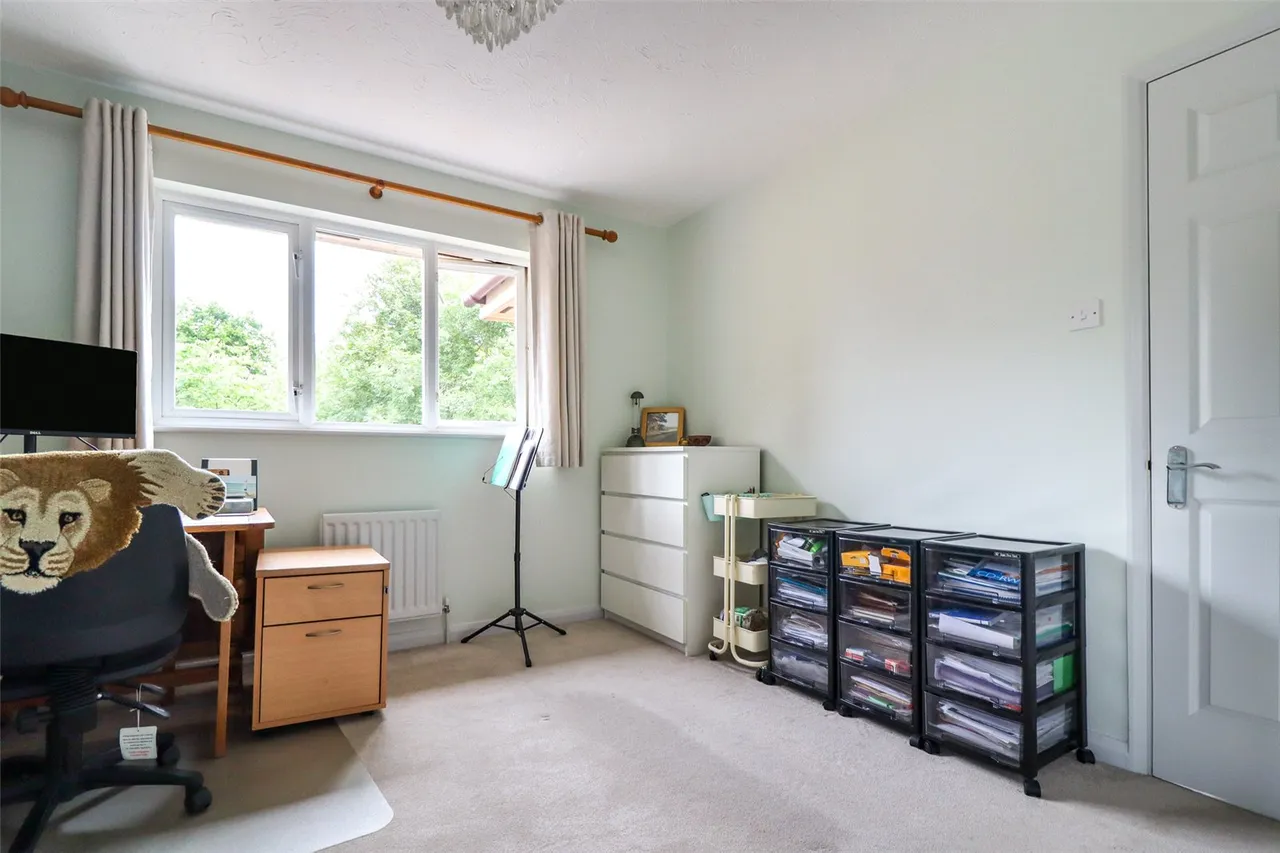 Jessett Drive, Church Crookham, Fleet, Hampshire, GU52 0XB, photo 8