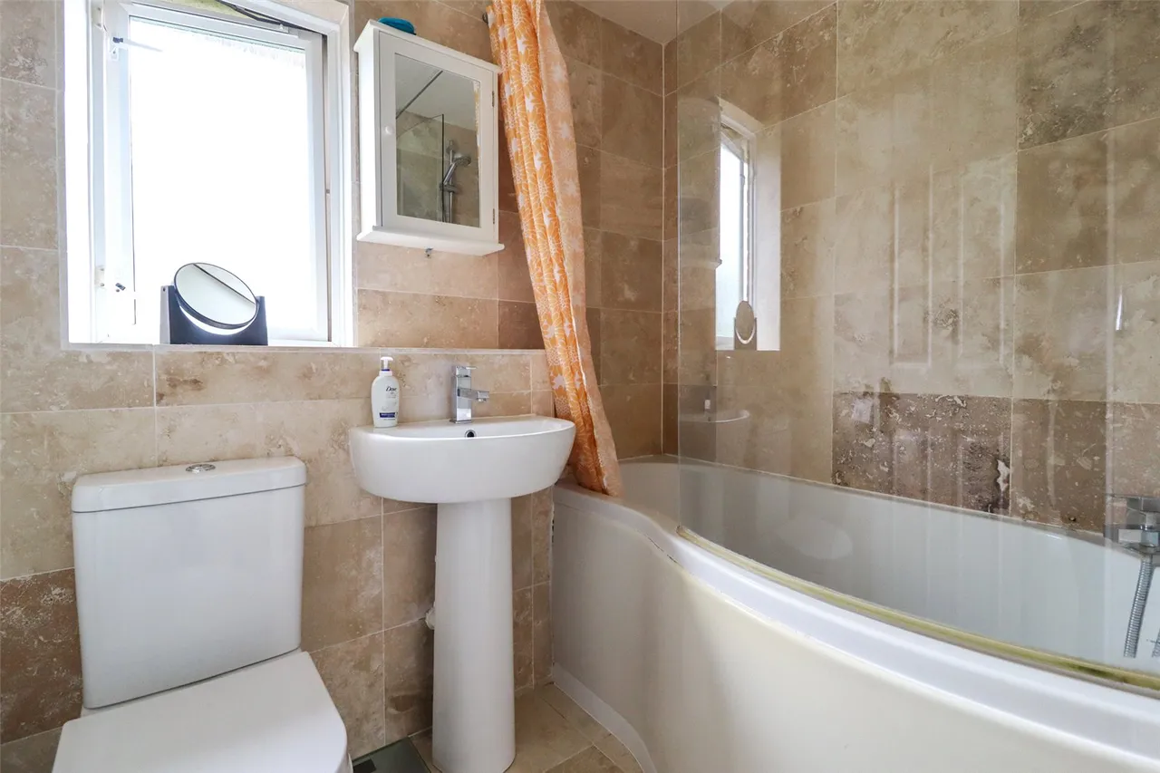 Jessett Drive, Church Crookham, Fleet, Hampshire, GU52 0XB, photo 12