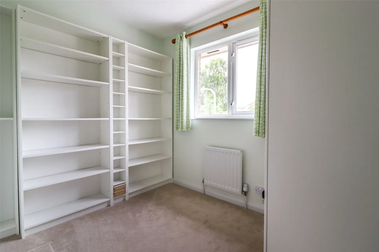 Jessett Drive, Church Crookham, Fleet, Hampshire, GU52 0XB, photo 9