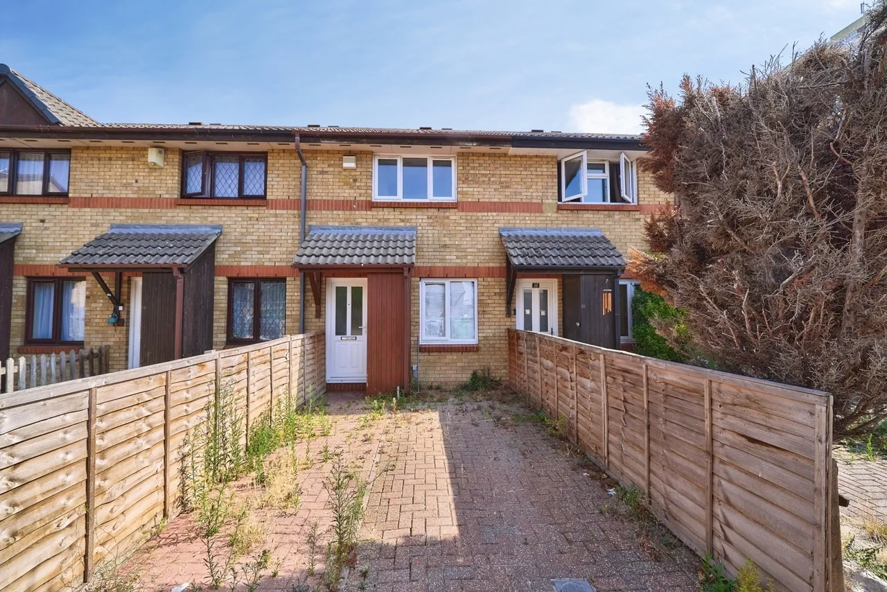 2 bed house for sale — Tom Hood Close, LONDON, London, E15