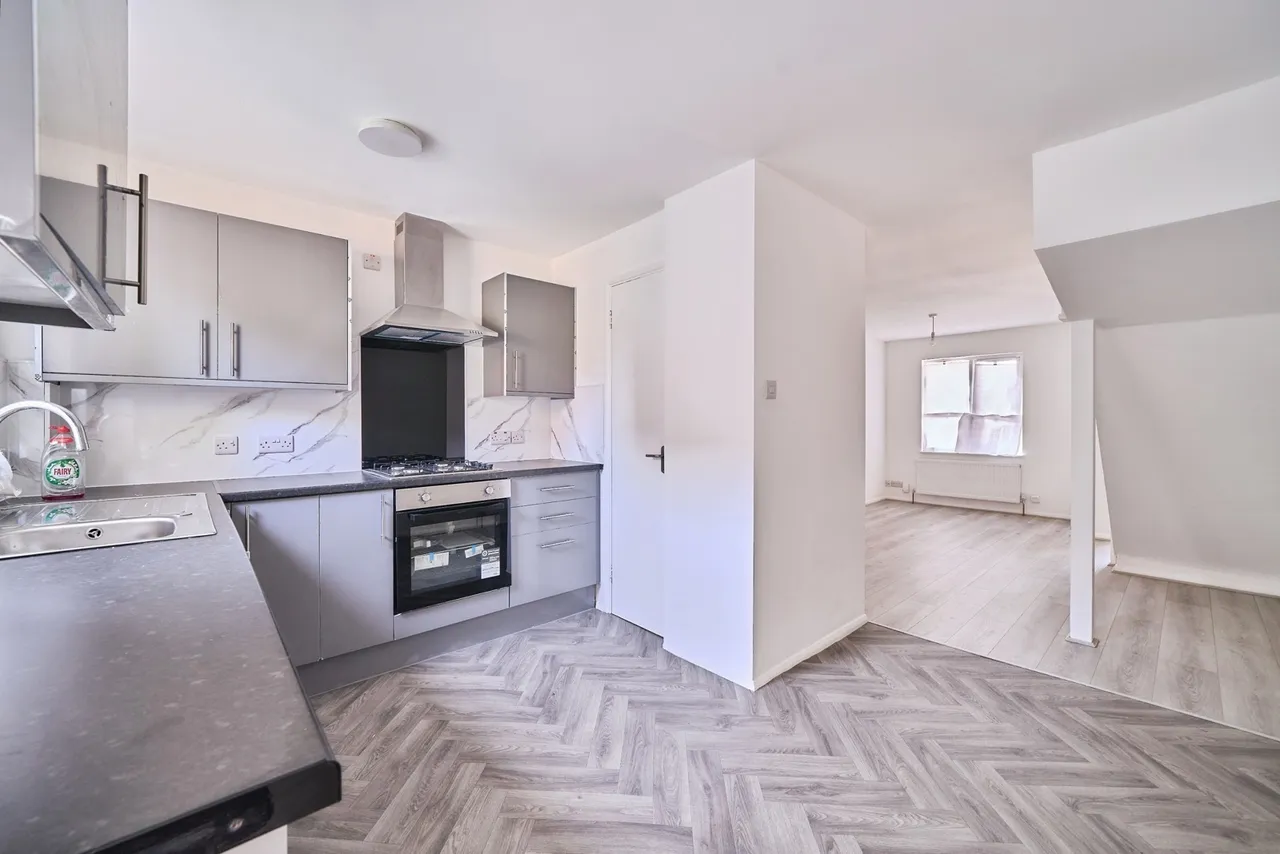 Tom Hood Close, LONDON, London, E15, photo 6
