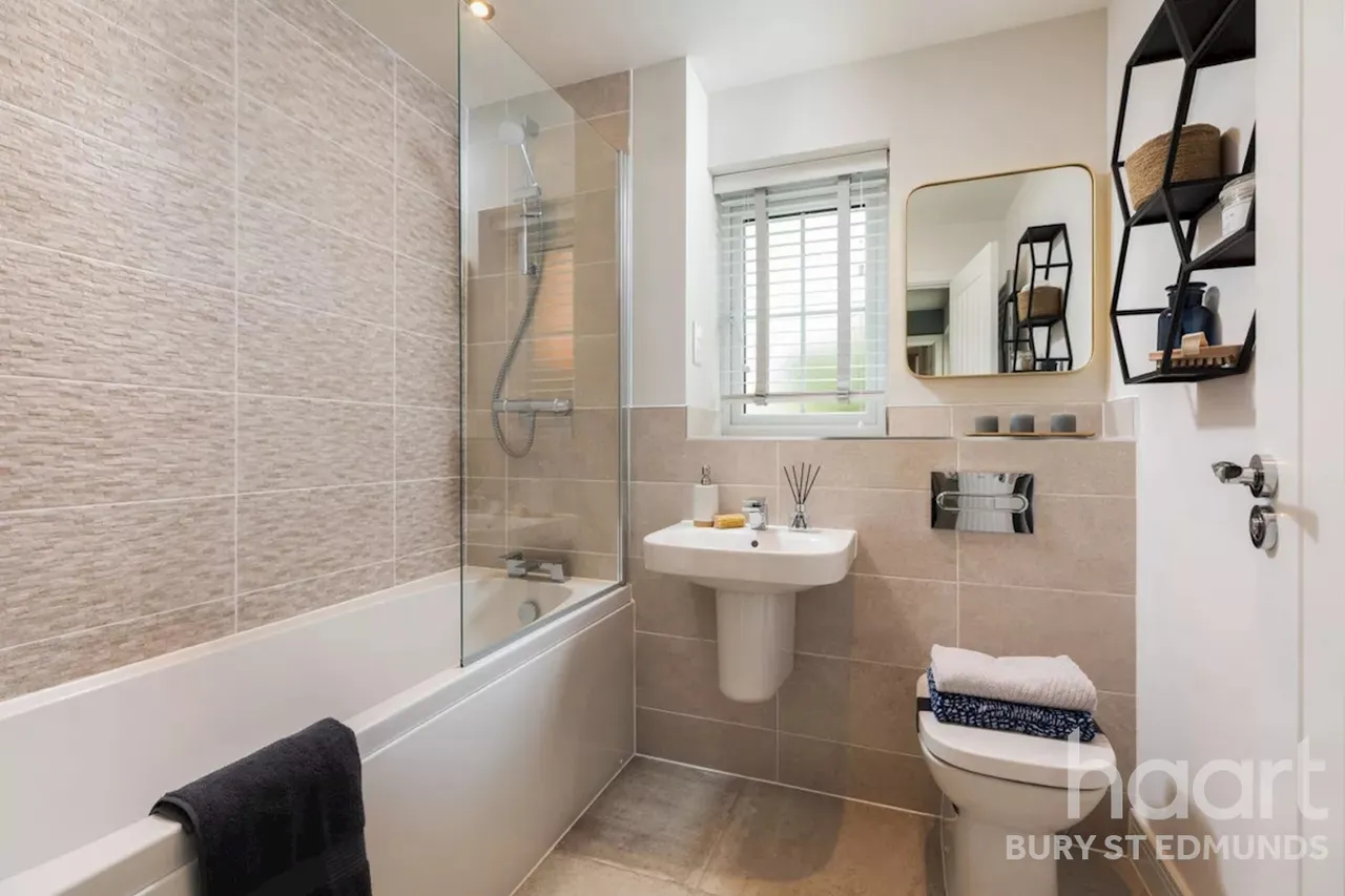 Gun Cotton Way, Stowmarket, IP14, photo 6