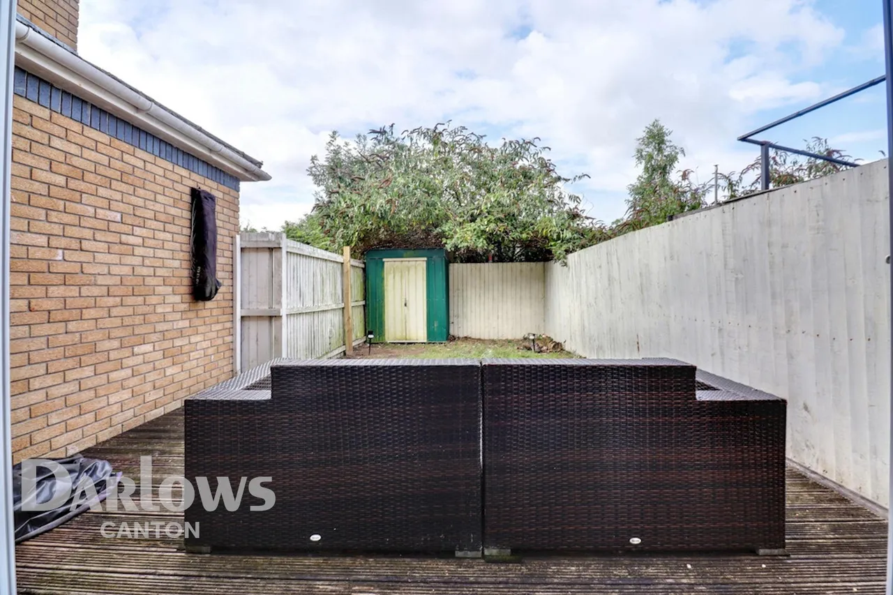 Powderham Drive, Cardiff, photo 13
