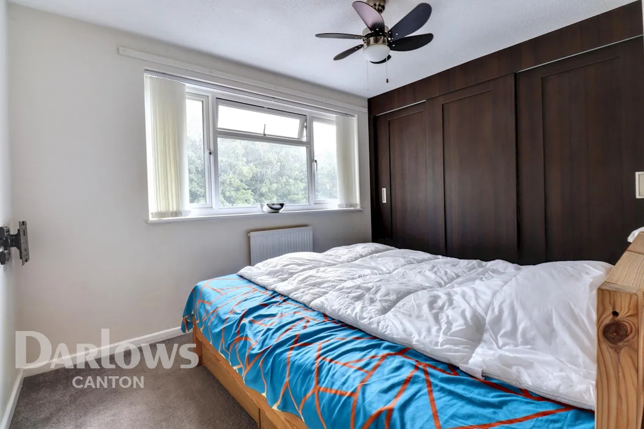 Powderham Drive, Cardiff, photo 9