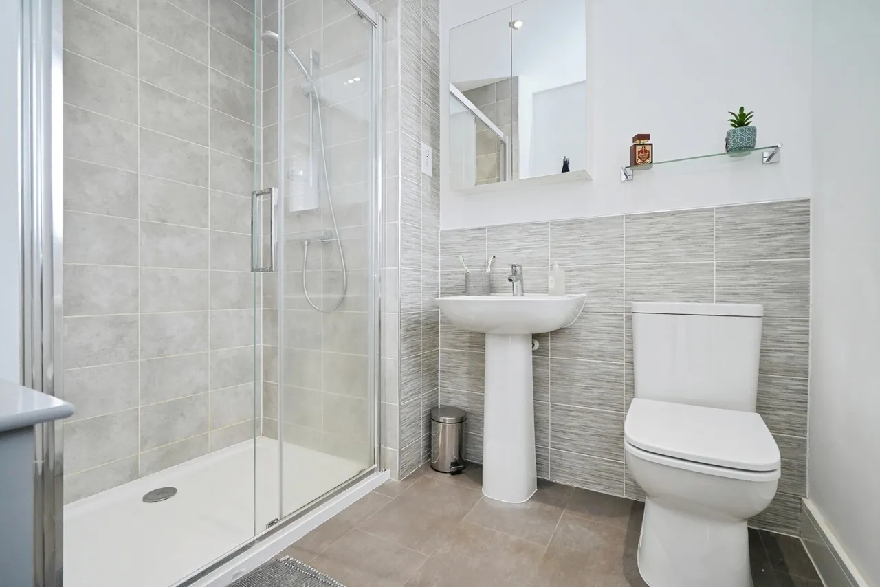 Rowan Drive, Branston, DE14, photo 12