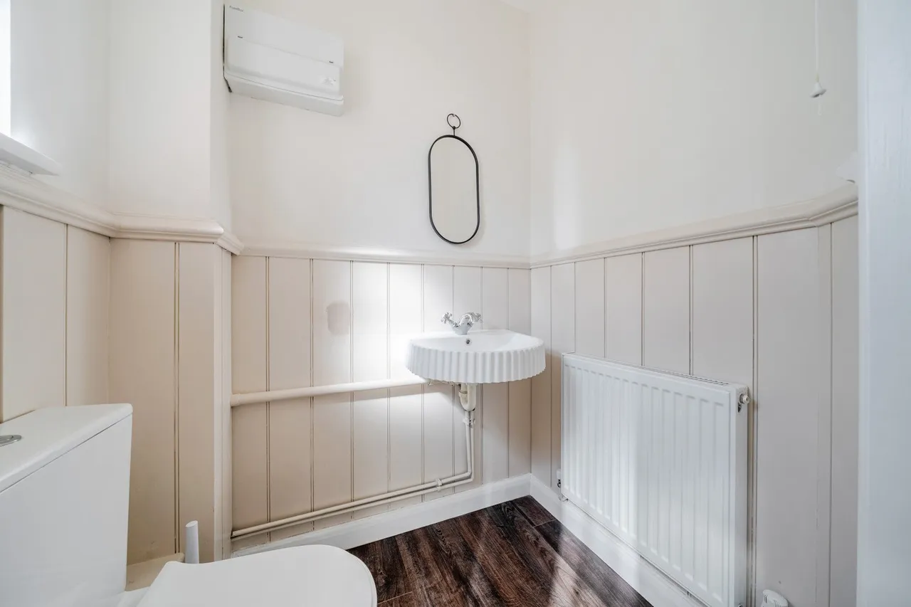 Monkton Road, DA16, photo 9