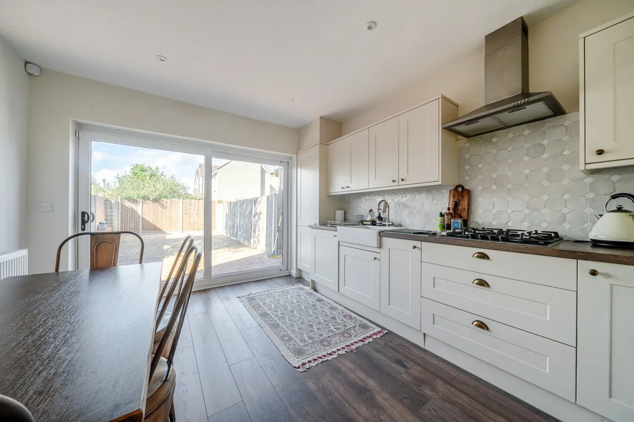 Monkton Road, DA16, photo 3