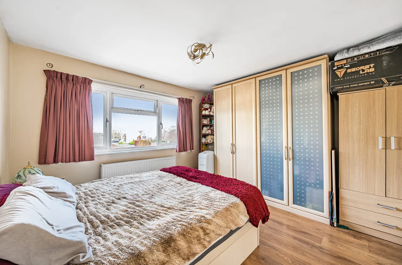 Cobbetts Walk, Bisley, Woking, Surrey, GU24 9DU, photo 5