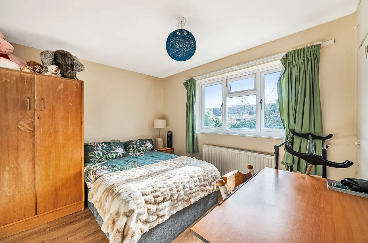 Cobbetts Walk, Bisley, Woking, Surrey, GU24 9DU, photo 4
