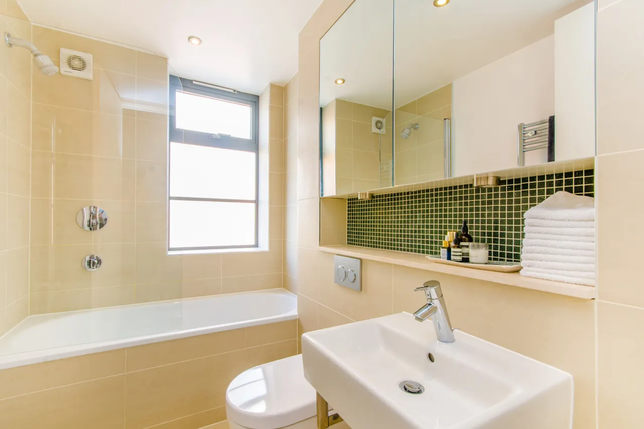 Apartment 1, 11 Elliotts Place, London, photo 8