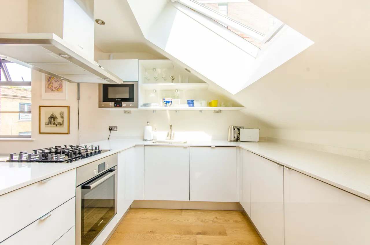 Apartment 1, 11 Elliotts Place, London, photo 2