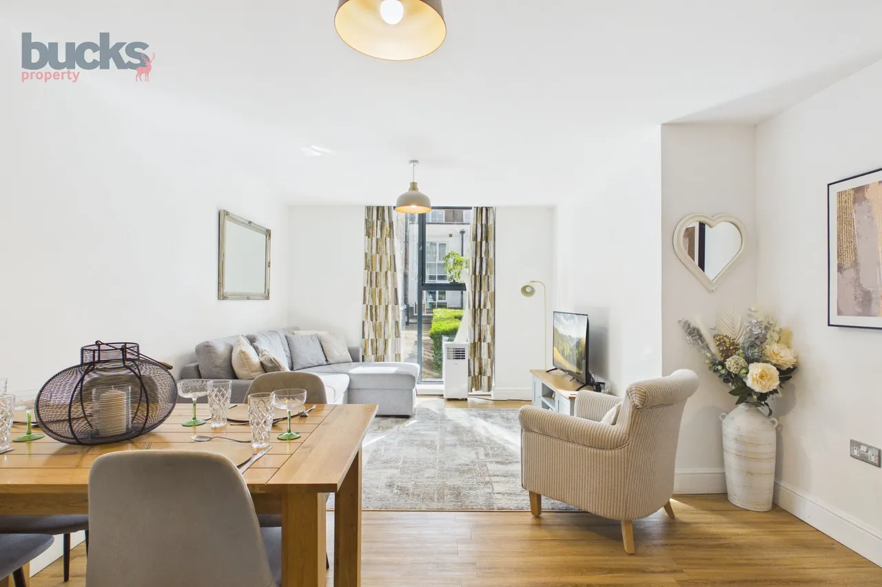 Wycombe Road, Saunderton, HP14, photo 7