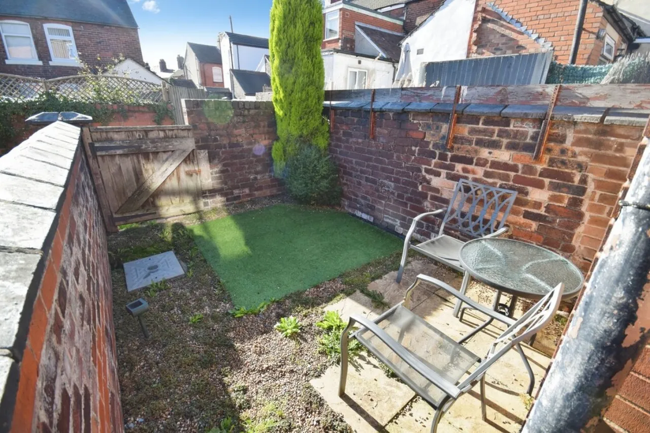 Clarence Street, Wolstanton, ST5, photo 8