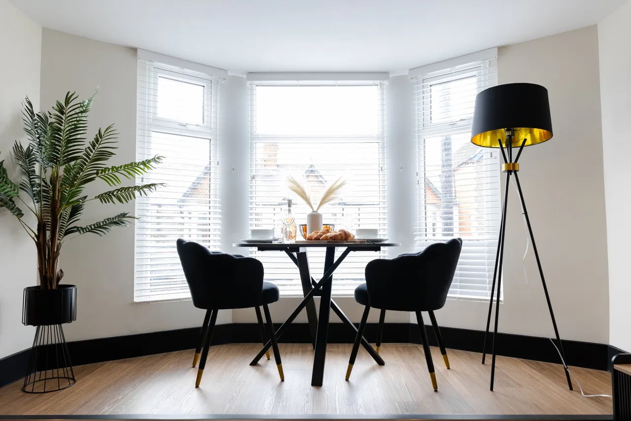 Whitchurch Road, Cardiff, CF14 3NA, photo 9