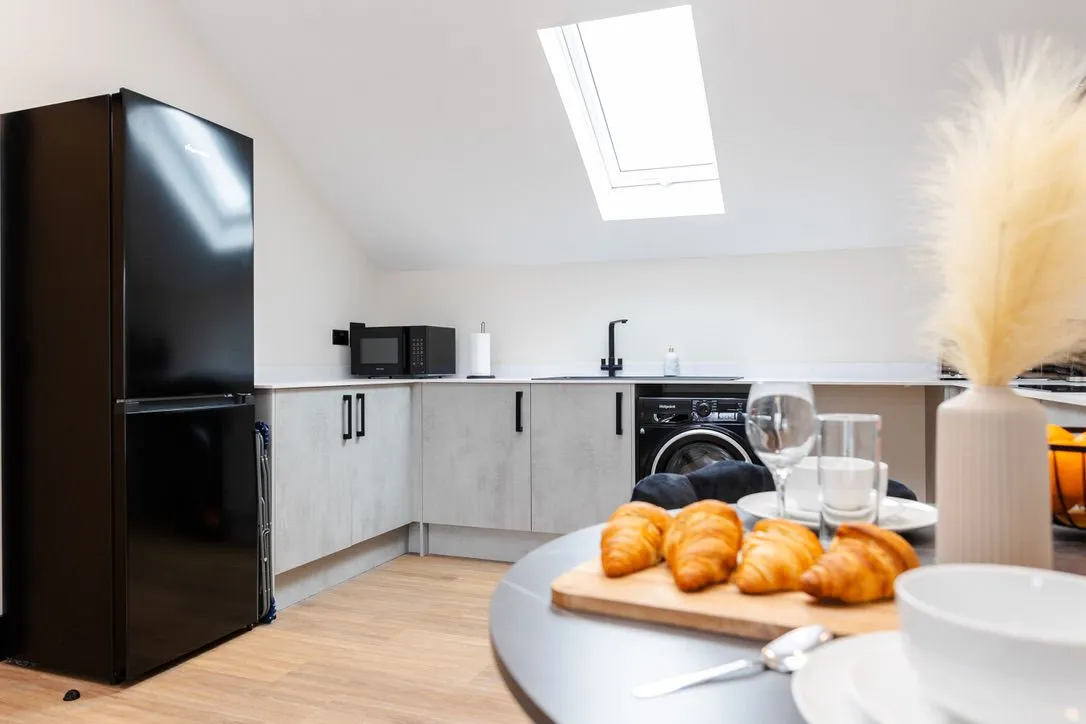 Whitchurch Road, Cardiff, CF14 3NA, photo 4