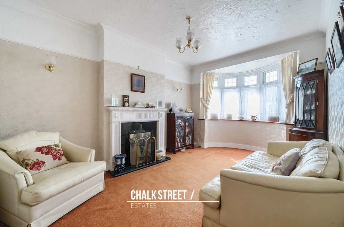 Hill Crescent, Hornchurch, Greater London, RM11 2AP, photo 6