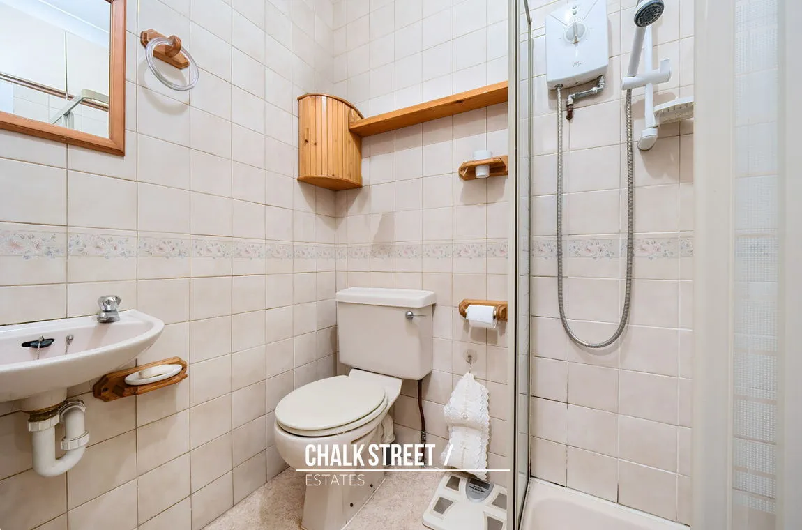 Hill Crescent, Hornchurch, Greater London, RM11 2AP, photo 10