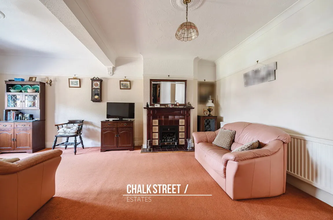Hill Crescent, Hornchurch, Greater London, RM11 2AP, photo 4