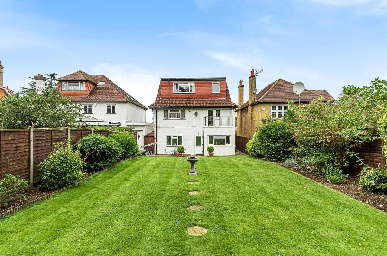 York Road, Cheam, Surrey, SM2 6HL, photo 11