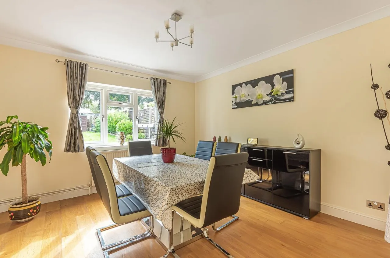 York Road, Cheam, Surrey, SM2 6HL, photo 5