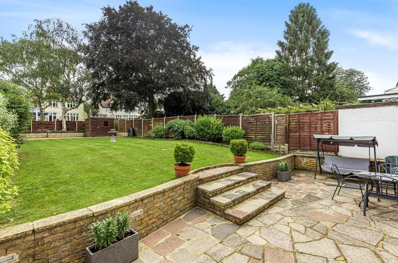 York Road, Cheam, Surrey, SM2 6HL, photo 9