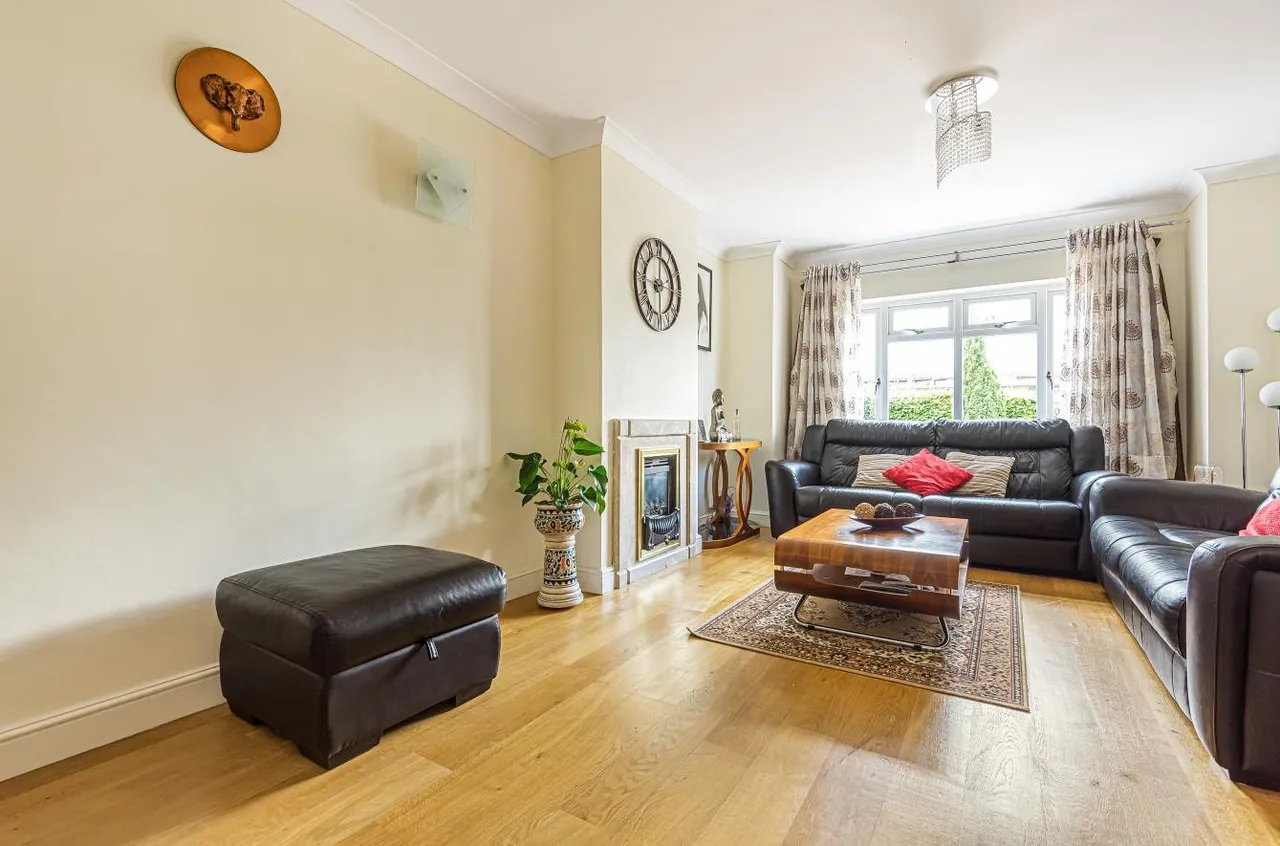York Road, Cheam, Surrey, SM2 6HL, photo 4