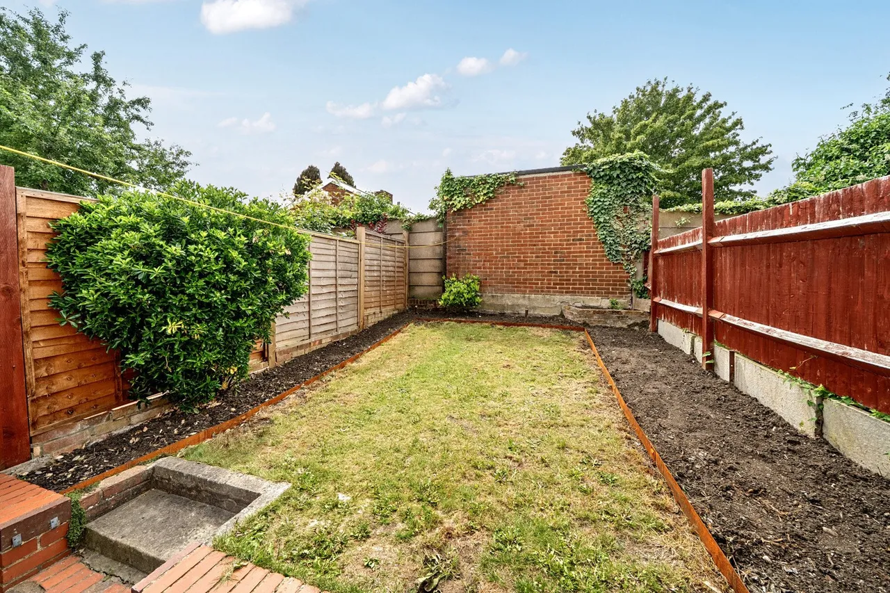 Larkbere Road, SE26, photo 3