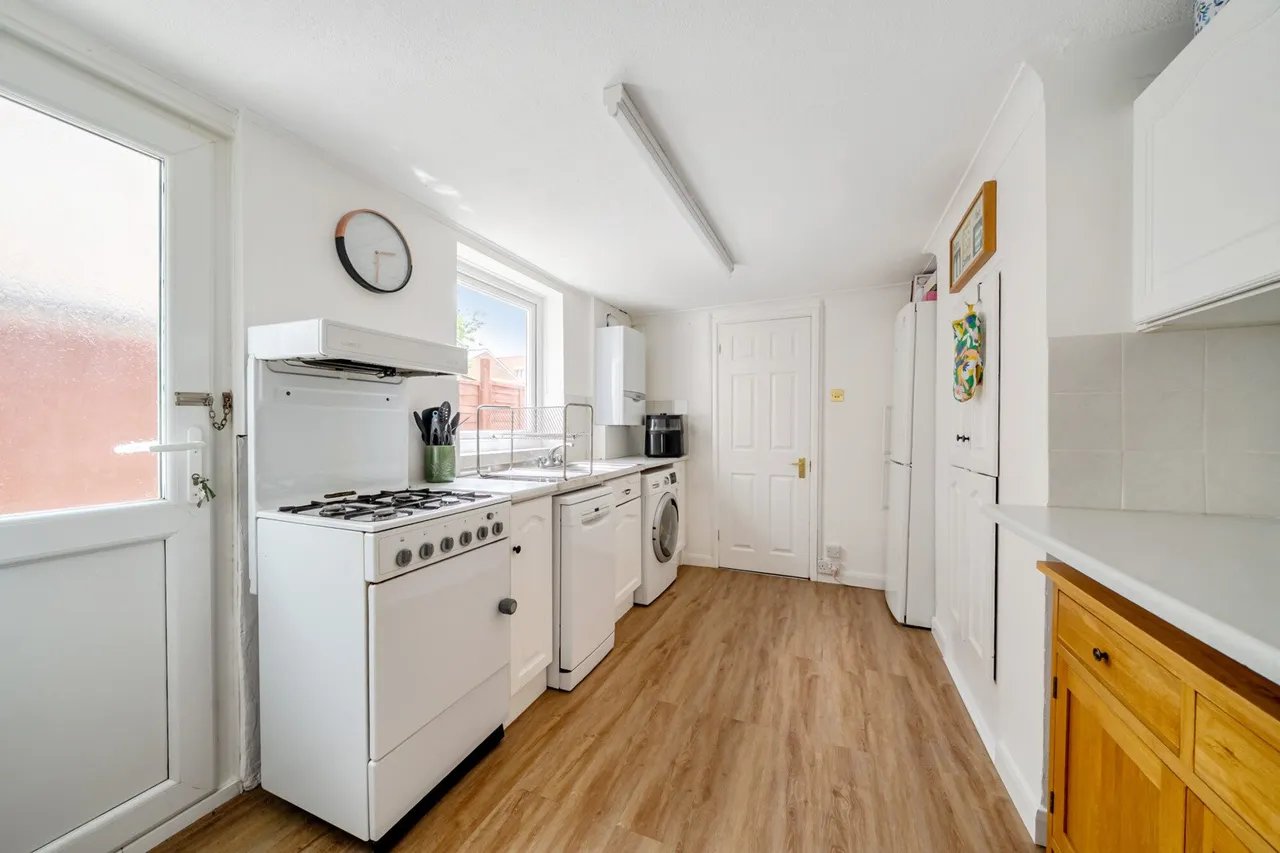 Larkbere Road, SE26, photo 13