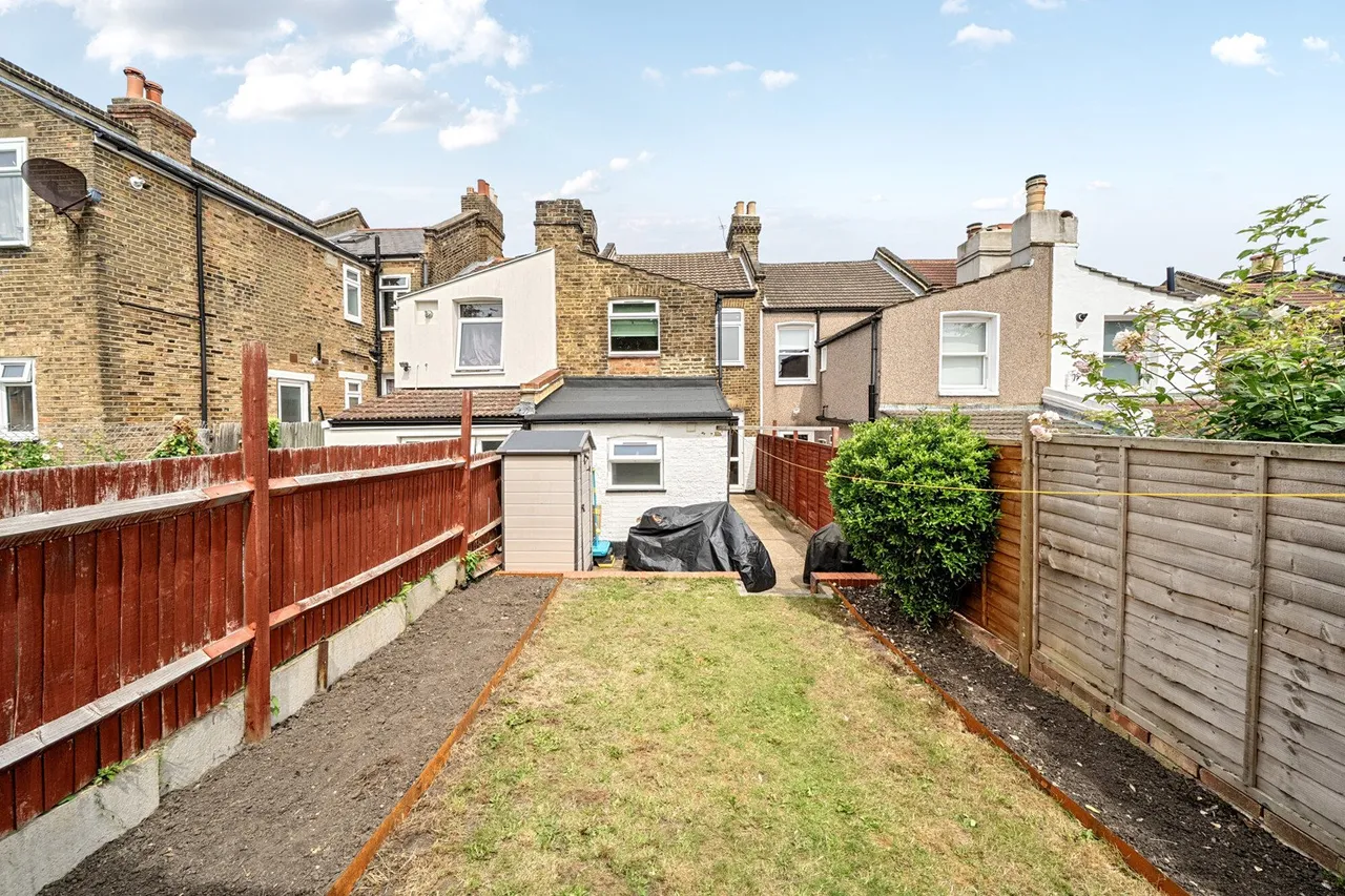 Larkbere Road, SE26, photo 11