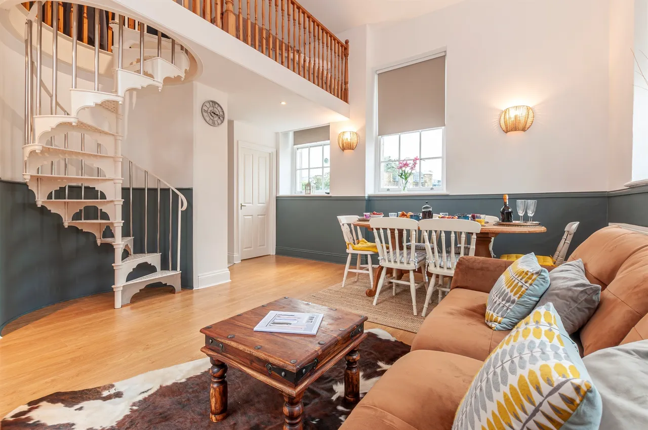 2 bed house for sale — The Old Laundry, Plymouth