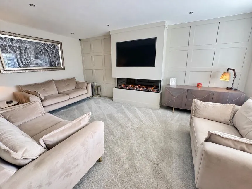 Ashborne Drive, Bury, BL9, photo 7