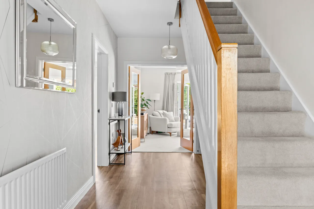 Chapel Drive, Aston Clinton, HP22, photo 5