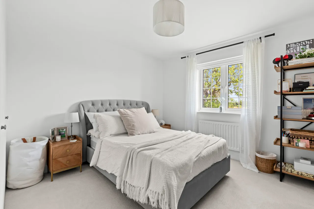 Chapel Drive, Aston Clinton, HP22, photo 18