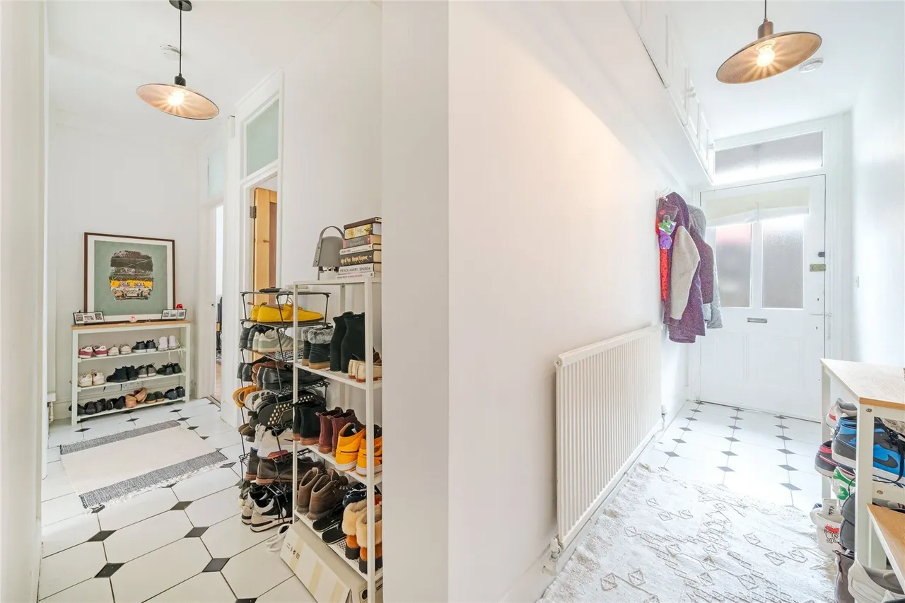 Brondesbury Villas, Queens Park, NW6, photo 14