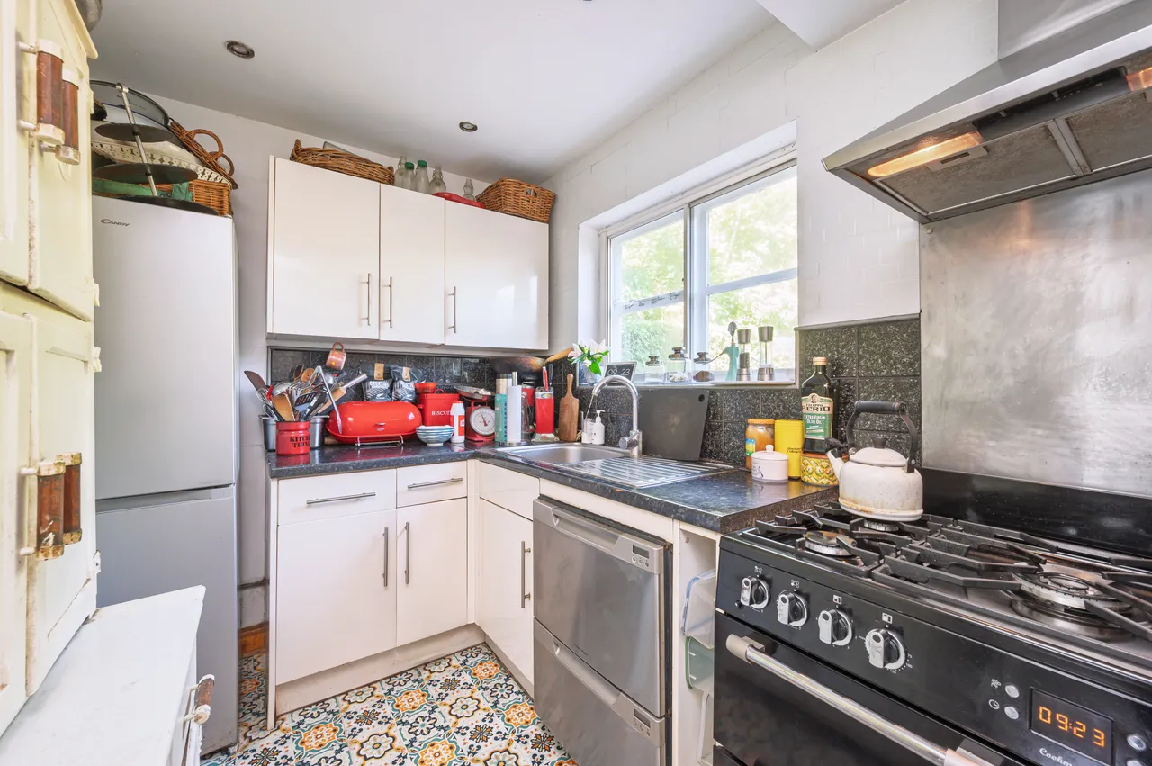 13 Hogarth Hill, London, photo 5