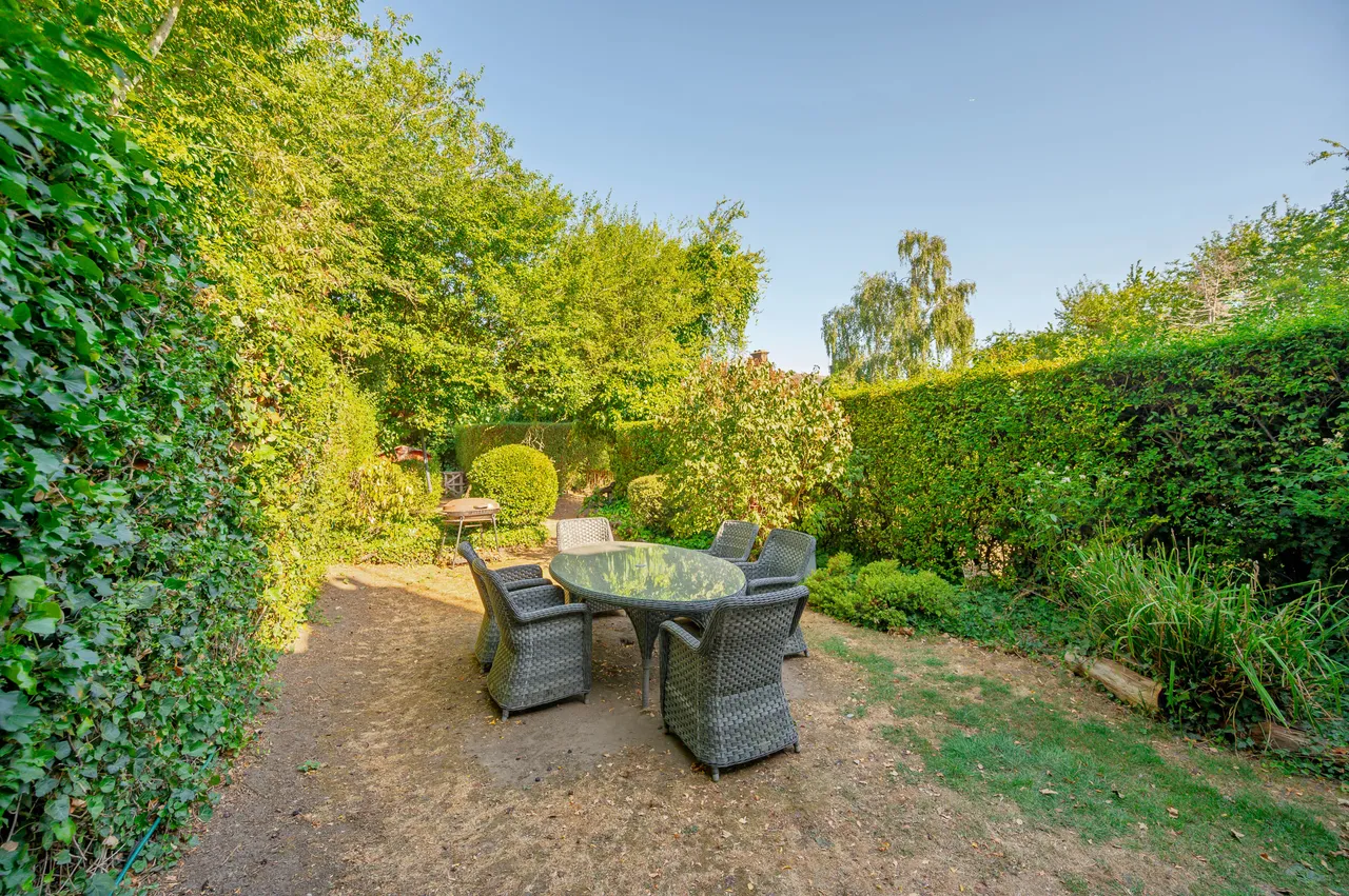 13 Hogarth Hill, London, photo 9