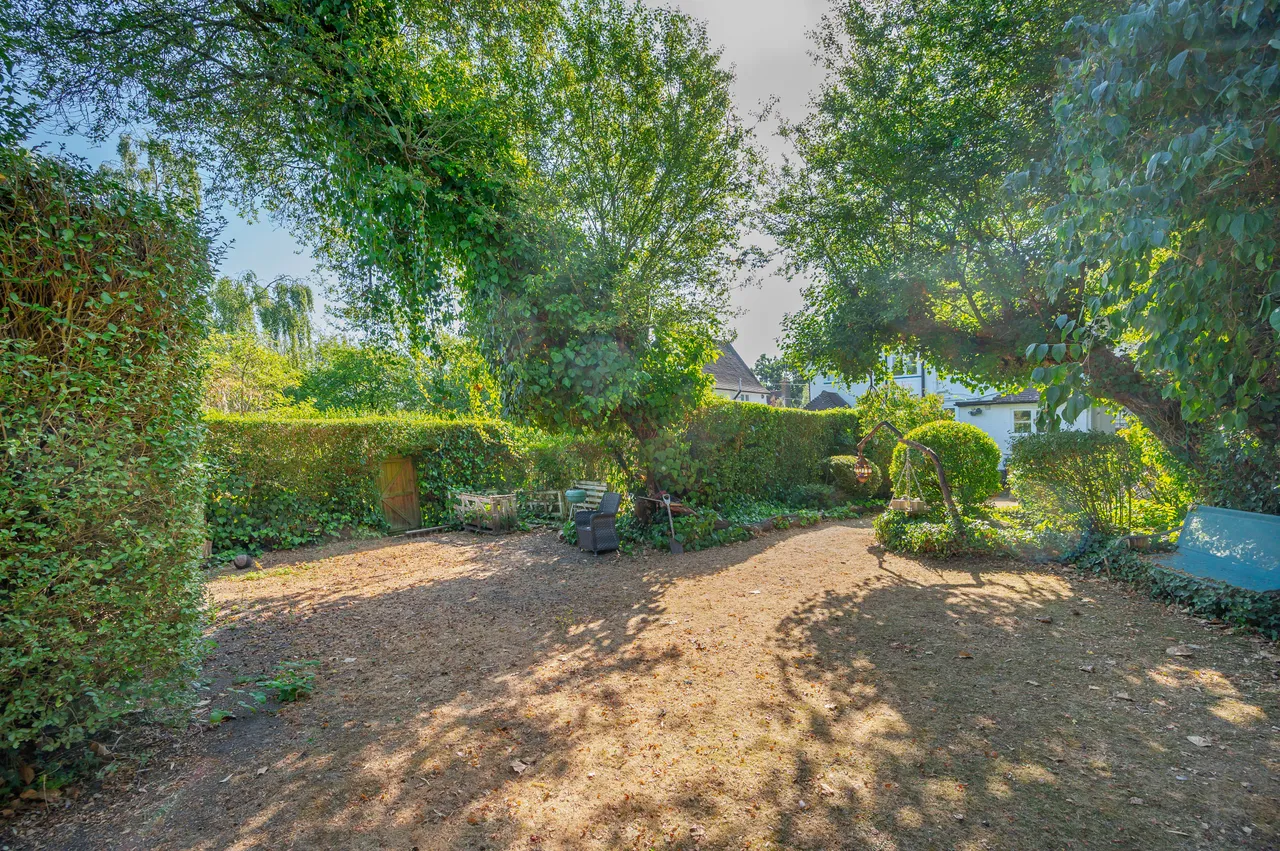 13 Hogarth Hill, London, photo 10