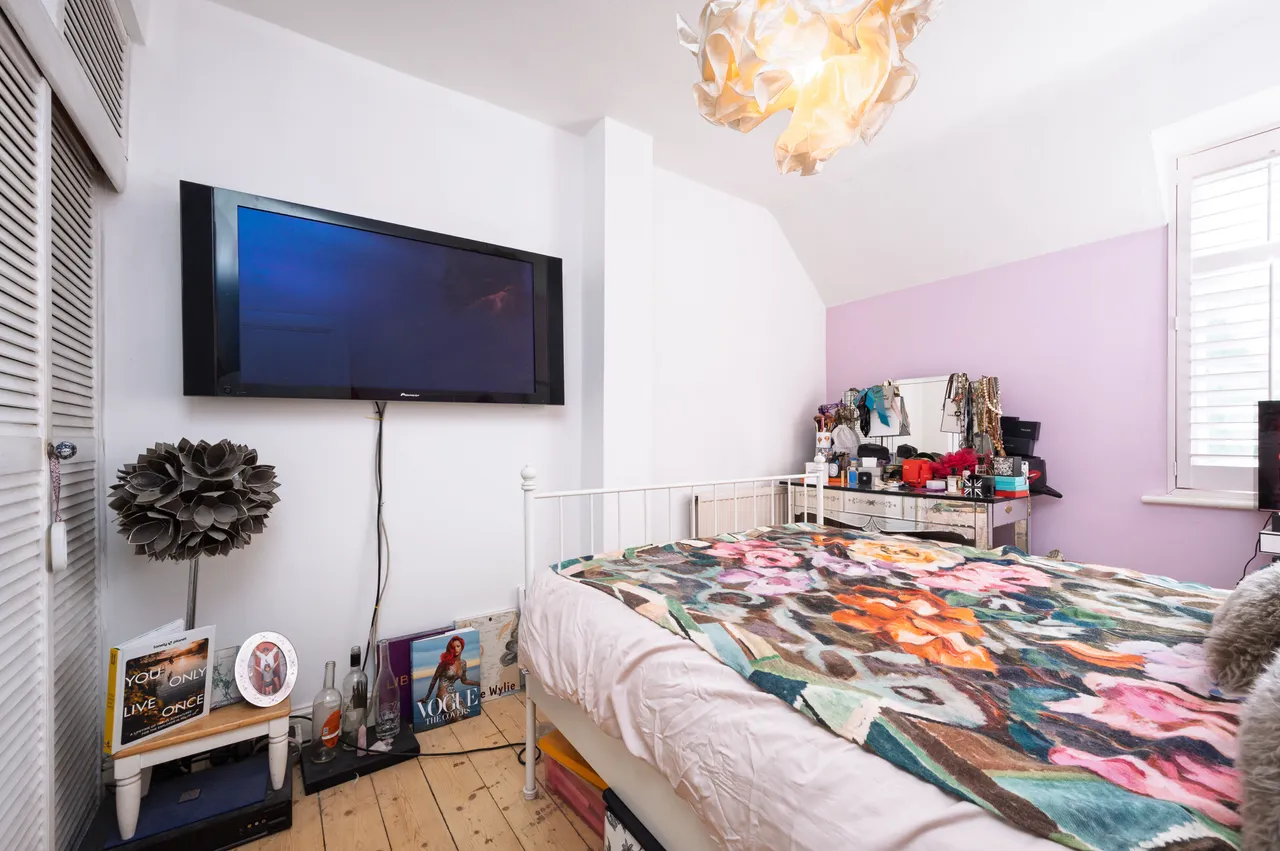 13 Hogarth Hill, London, photo 6