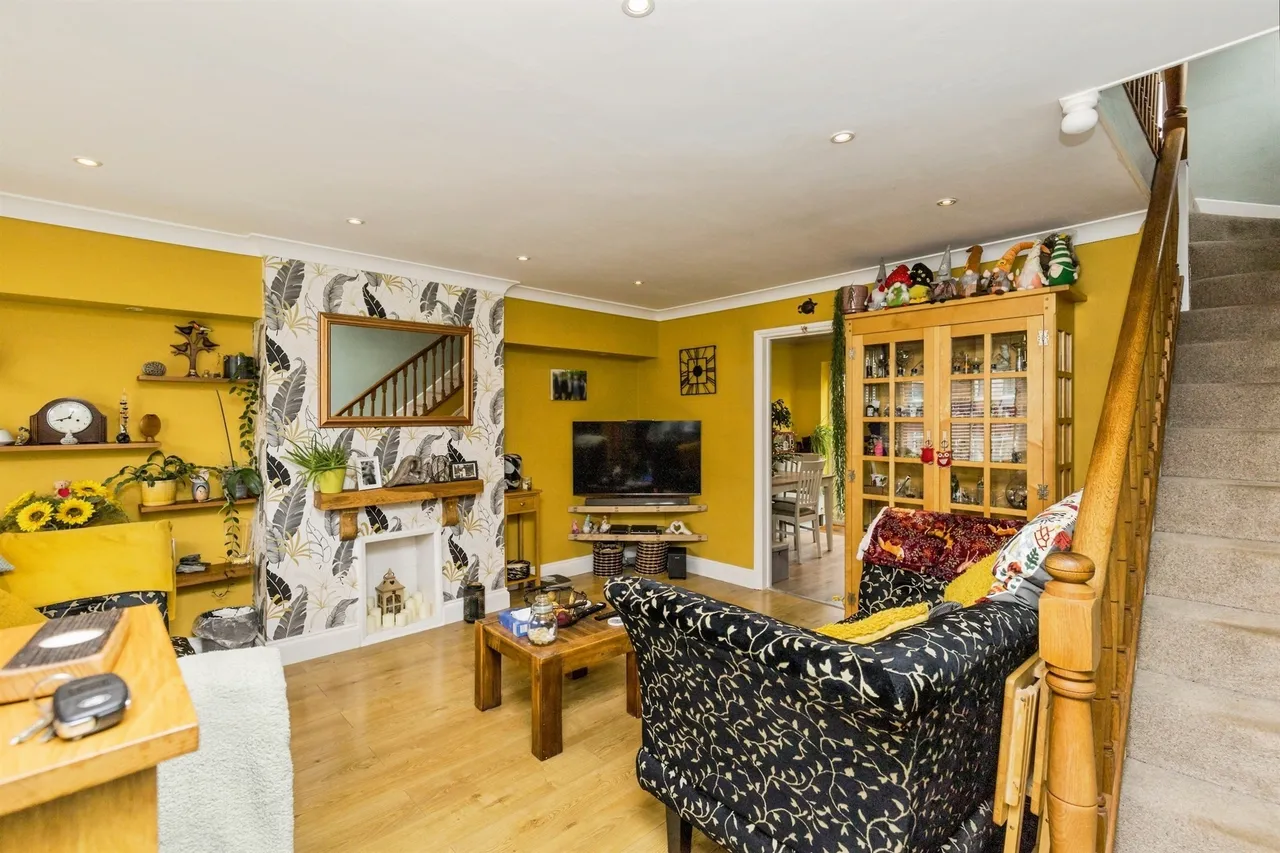 Fairlea Close, Burgess Hill, RH15, photo 3