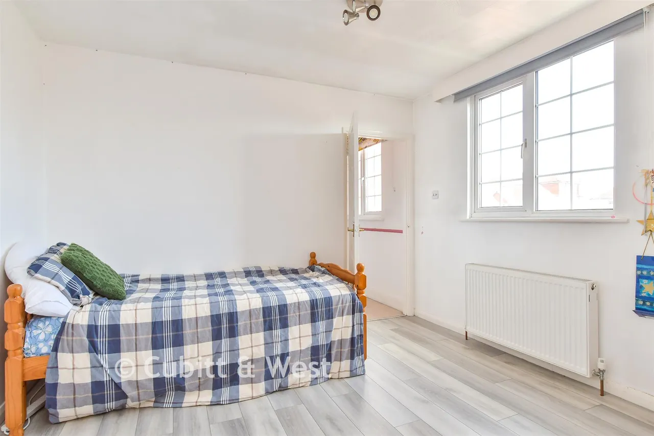 Loxwood Avenue, Worthing, BN14, photo 19