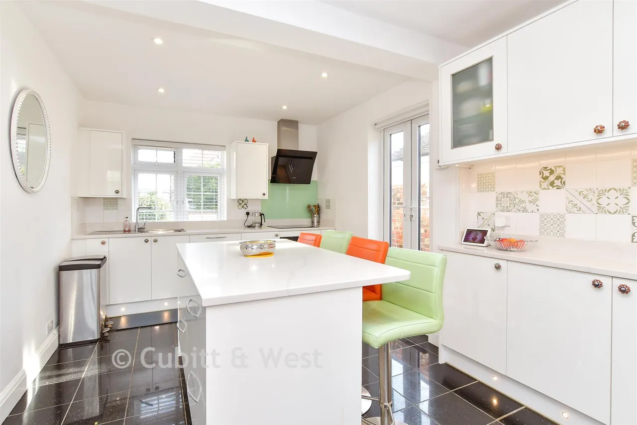 Loxwood Avenue, Worthing, BN14, photo 3