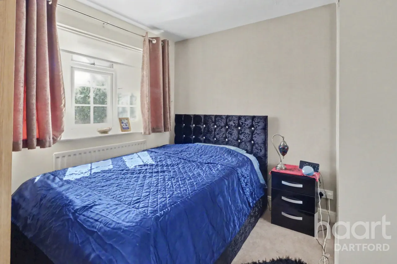 Appleton Drive, Dartford, DA2, photo 10