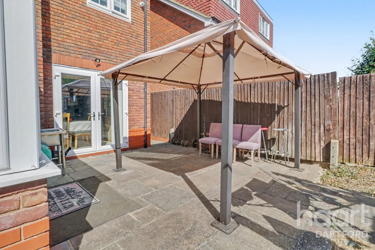 Appleton Drive, Dartford, DA2, photo 16