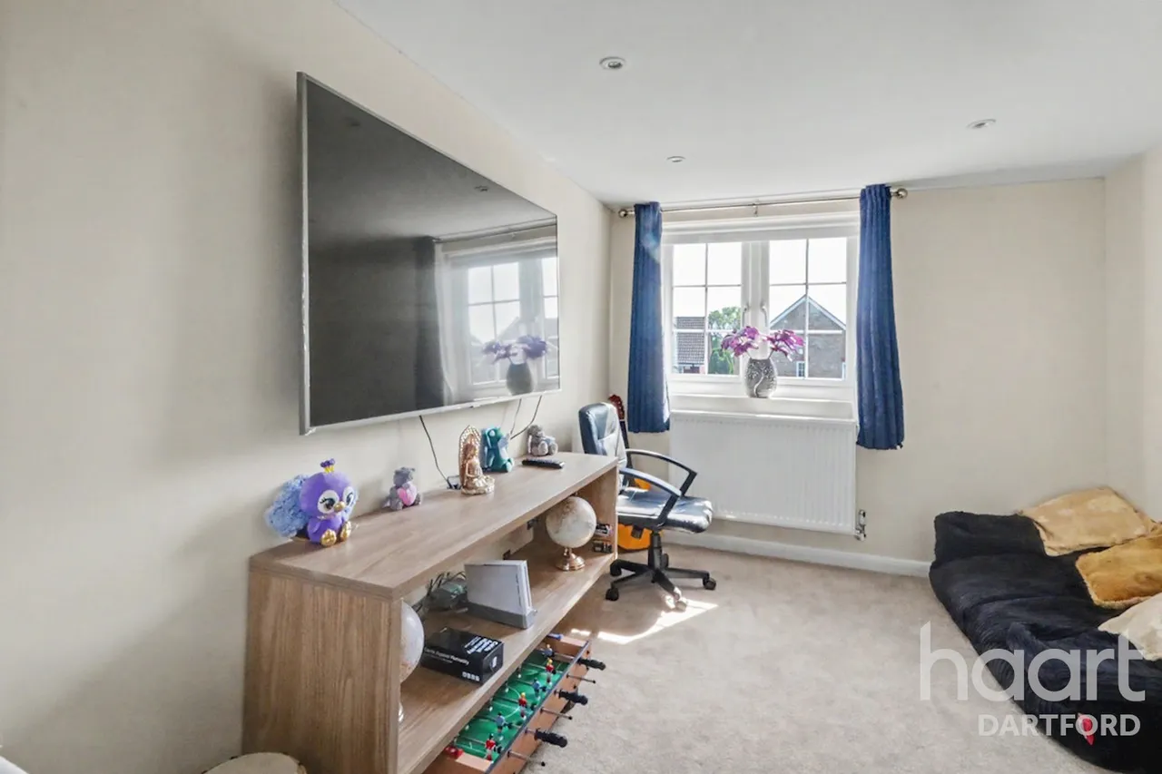 Appleton Drive, Dartford, DA2, photo 20