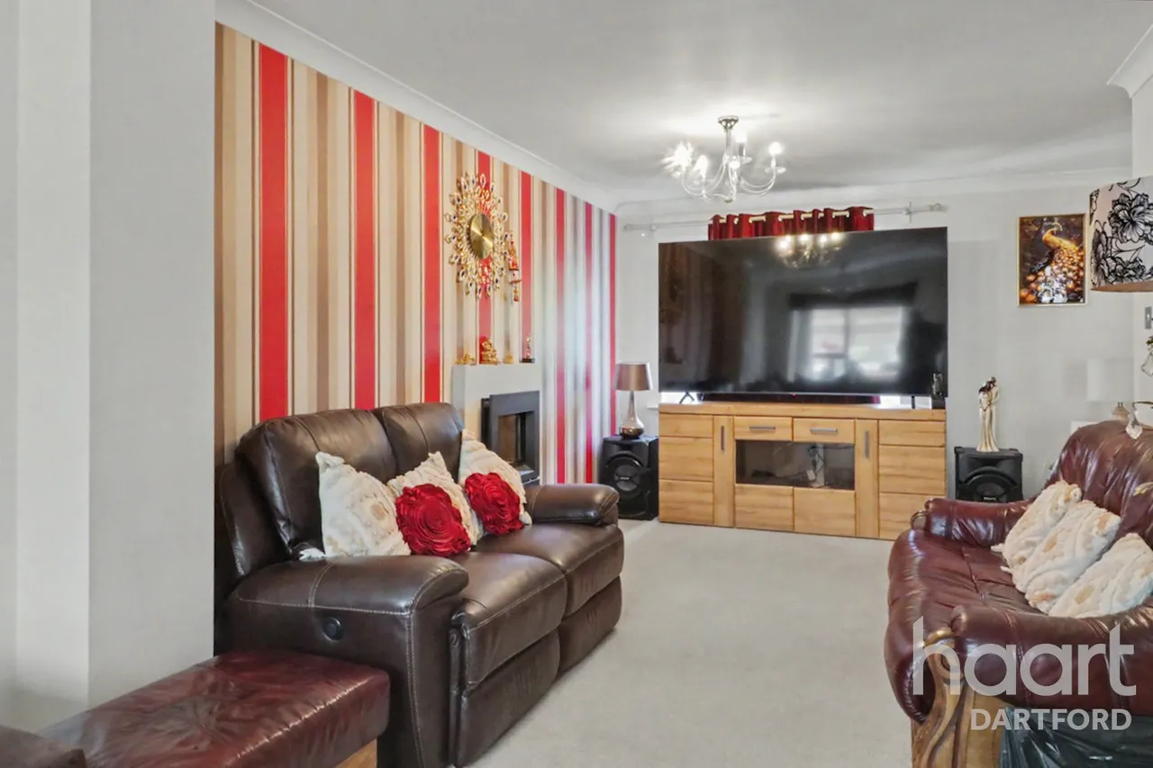 Appleton Drive, Dartford, DA2, photo 6