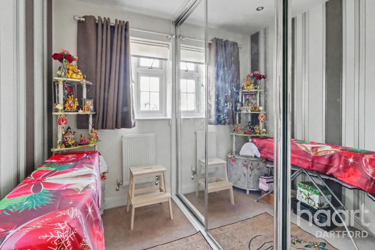 Appleton Drive, Dartford, DA2, photo 18