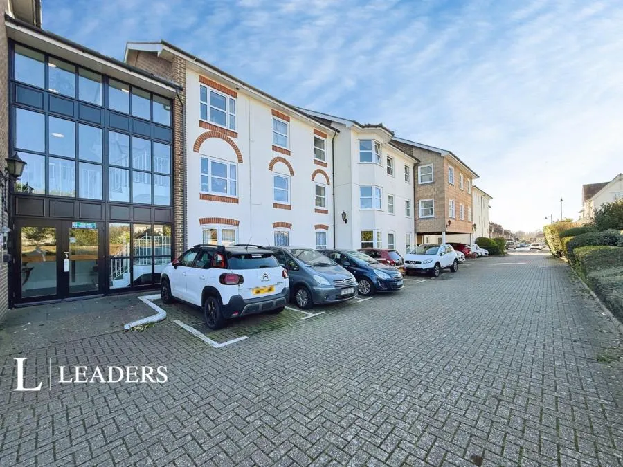 1 bed flat for sale, Norfolk Road, Littlehampton, BN17